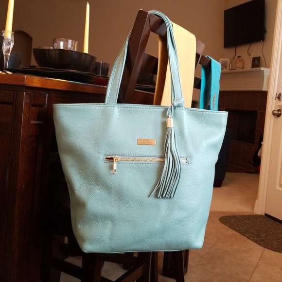 Onna Ehrlich Handbags - 🆕️👜Onna Ehrlich Carrie tote bag👜🆕️